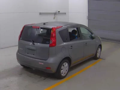 Nissan NOTE  с аукциона в Японии
