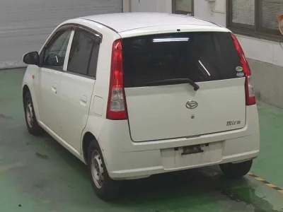 Daihatsu MIRA  с аукциона в Японии