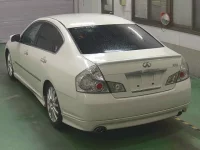 Nissan FUGA лот № 150 оценка 3  с аукциона в Японии 1