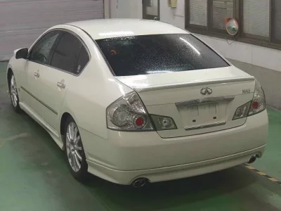 Nissan FUGA  с аукциона в Японии