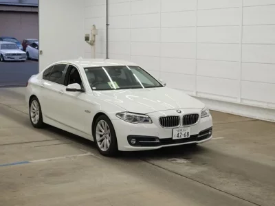 BMW 5-Series  с аукциона в Японии