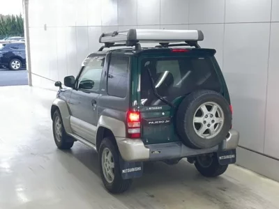 Mitsubishi PAJERO JR