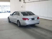 Mercedes-Benz E CLASS лот № 5628 оценка RA  с аукциона в Японии 1