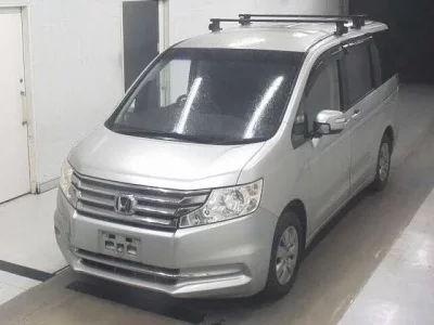 Honda STEP WAGON  с аукциона в Японии