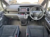 Honda STEP WAGON лот № 6205 оценка RA  с аукциона в Японии 3