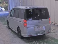 Honda STEP WAGON лот № 6205 оценка RA  с аукциона в Японии 1