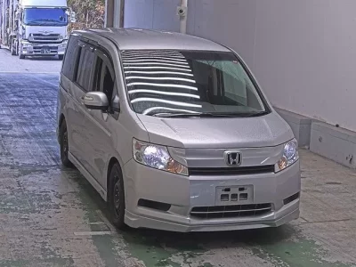Honda STEP WAGON  с аукциона в Японии