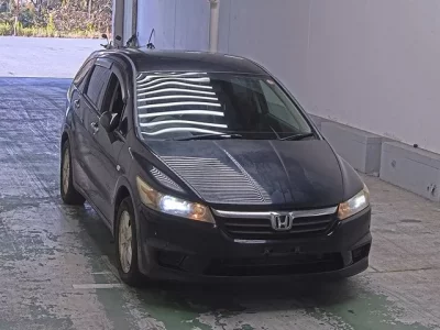 Honda STREAM  с аукциона в Японии