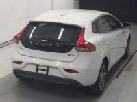 Volvo V40 лот № 1501 оценка R  с аукциона в Японии 4