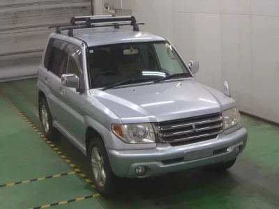 Mitsubishi PAJERO IO