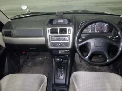 Mitsubishi PAJERO IO