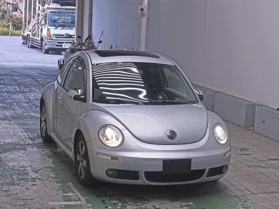 Volkswagen NEW BEETLE