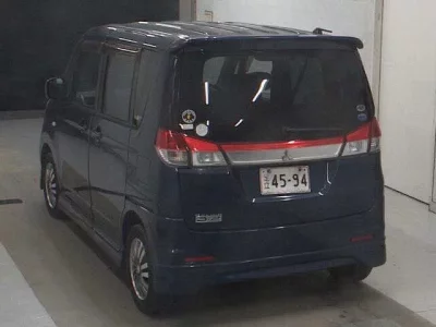 Mitsubishi DELICA D2