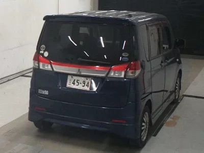Mitsubishi DELICA D2