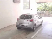 Mazda DEMIO лот № 165 оценка 3.5  с аукциона в Японии 4