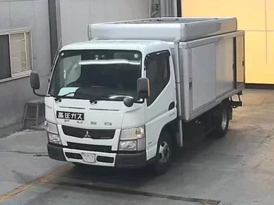 Mitsubishi CANTER  с аукциона в Японии