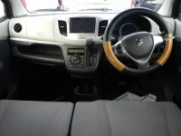 Suzuki WAGON R лот № 2259 оценка 4  с аукциона в Японии 2