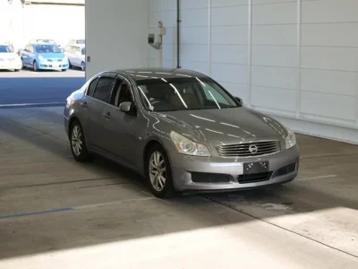 Nissan SKYLINE  с аукциона в Японии