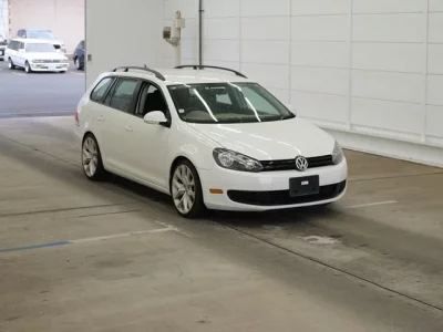 Volkswagen GOLF VARIANT  с аукциона в Японии