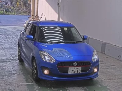 Suzuki SWIFT  с аукциона в Японии