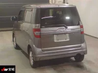 Honda ZEST лот № 4127 оценка 3  с аукциона в Японии 1