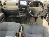 Daihatsu HIJET VAN лот № 2234 оценка 3.5  с аукциона в Японии 4