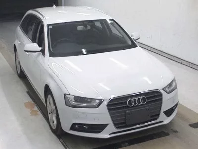 Audi A4  с аукциона в Японии