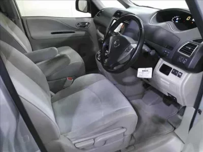 Nissan SERENA  с аукциона в Японии