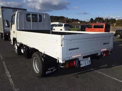 Isuzu ELF TRUCK