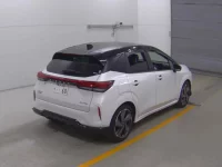 Nissan AURA лот № 43 оценка 3  с аукциона в Японии 3