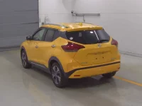 Nissan KIX лот № 42 оценка 3.5  с аукциона в Японии 1