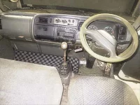 Mitsubishi CANTER лот № 8732 оценка R  с аукциона в Японии 2