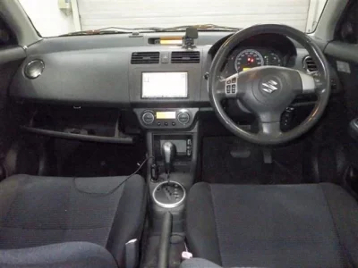 Suzuki SWIFT  с аукциона в Японии