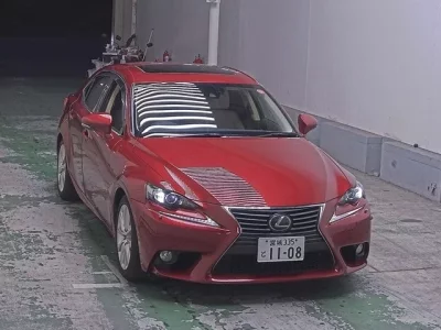 Lexus IS  с аукциона в Японии