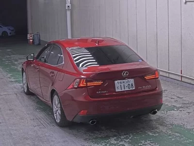 Lexus IS  с аукциона в Японии