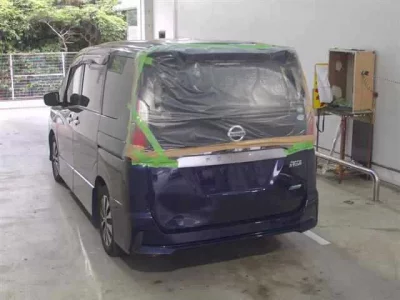 Nissan SERENA  с аукциона в Японии