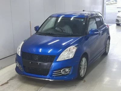 Suzuki SWIFT  с аукциона в Японии