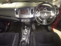 Mitsubishi OUTLANDER лот № 8755 оценка 4  с аукциона в Японии 2