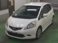 Honda FIT лот № 237 оценка 3  с аукциона в Японии 5