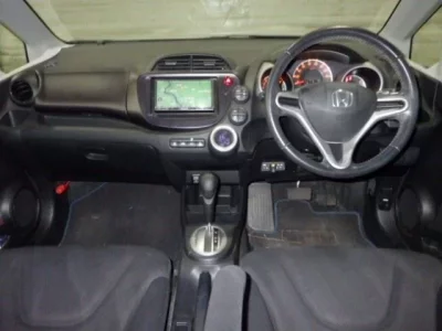 Honda FIT  с аукциона в Японии