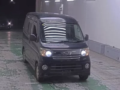 Daihatsu Atrai Wagon  с аукциона в Японии