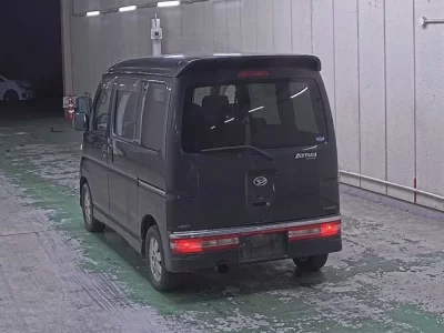 Daihatsu Atrai Wagon  с аукциона в Японии