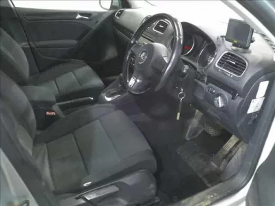 Volkswagen GOLF  с аукциона в Японии