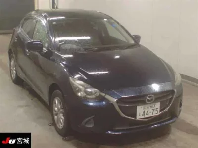 Mazda DEMIO  с аукциона в Японии