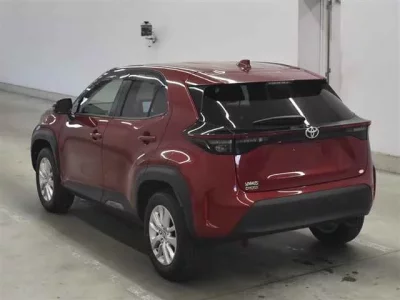 Toyota YARIS CROSS  с аукциона в Японии