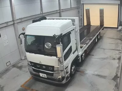Mitsubishi FUSO TRUCK  с аукциона в Японии