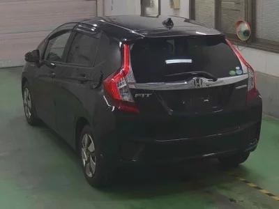 Honda FIT  с аукциона в Японии