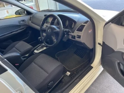 Nissan WINGROAD  с аукциона в Японии