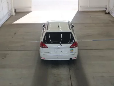 Nissan WINGROAD  с аукциона в Японии