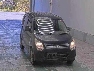 Suzuki WAGON R  с аукциона в Японии
